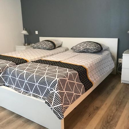 - Gite Appart Orchidee - Luneville - Sejour Famille Ou Pro - 2 Adultes & 2 Enfants Kültér fotó
