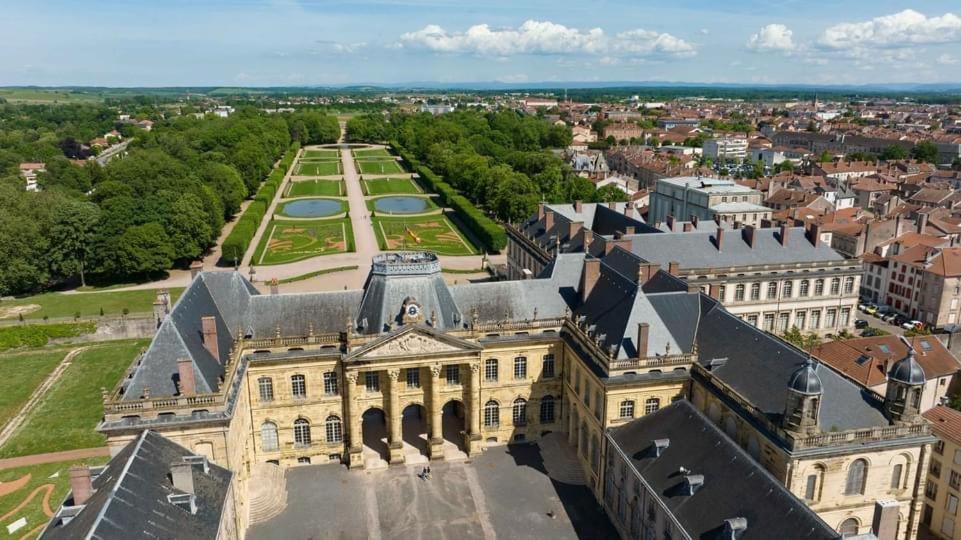 - Gite Appart Orchidee - Luneville - Sejour Famille Ou Pro - 2 Adultes & 2 Enfants Kültér fotó